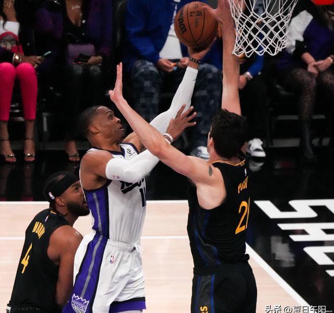 体育平台-风云突变！萨克拉门托国王关键时刻迎来里程碑，德甲版图或变，媒体盛赞，更衣室氛围转暖的简单介绍